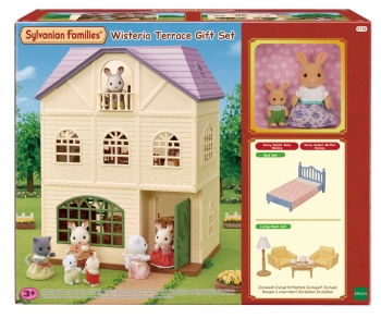 BeHappy Online Shop - Sylvanian Families - Christmas Party - Euro Version @  goo.gl/x1yfzj Santa Claus is Coming to Town in this fantastic new festive  party set. This special party pack includes